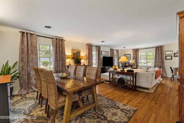 2010 Adeline Street, Hattiesburg, MS 39401