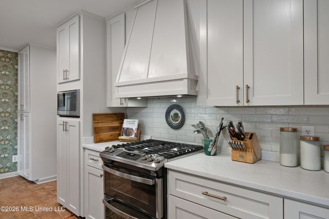 2010 Adeline Street, Hattiesburg, MS 39401