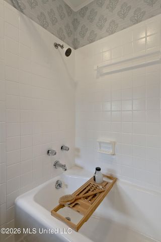 2010 Adeline Street, Hattiesburg, MS 39401