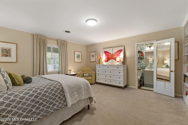 2010 Adeline Street, Hattiesburg, MS 39401