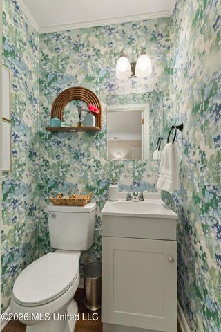 2010 Adeline Street, Hattiesburg, MS 39401