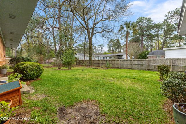 2010 Adeline Street, Hattiesburg, MS 39401