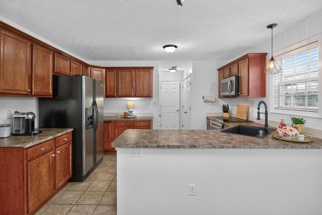 3057 River Run Trail, Lexington, KY 40511