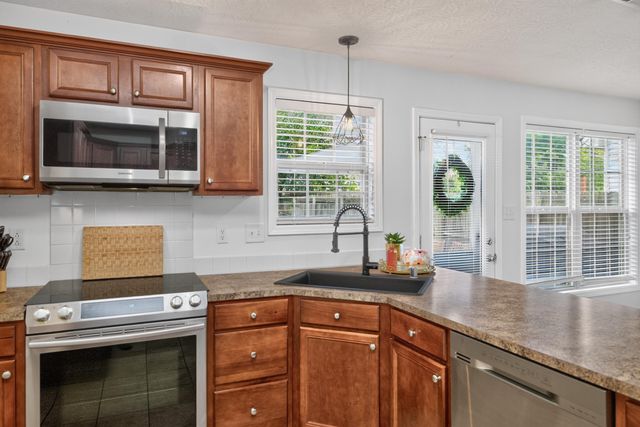 3057 River Run Trail, Lexington, KY 40511