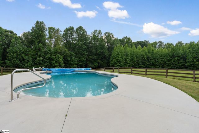 26 Fancy Lane, Travelers Rest, SC 29690
