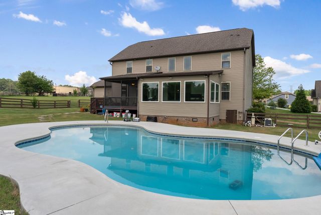 26 Fancy Lane, Travelers Rest, SC 29690