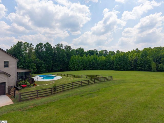26 Fancy Lane, Travelers Rest, SC 29690