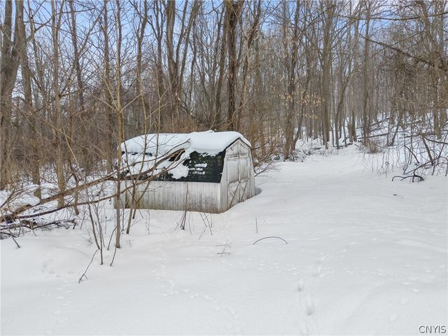 858 West Genesee Road, Lysander, NY 13027