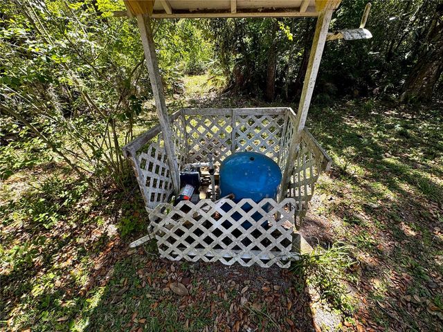 6013 IDLE A WHILE CIRCLE, Dade City, FL 33523