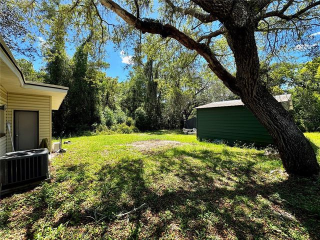 6013 IDLE A WHILE CIRCLE, Dade City, FL 33523
