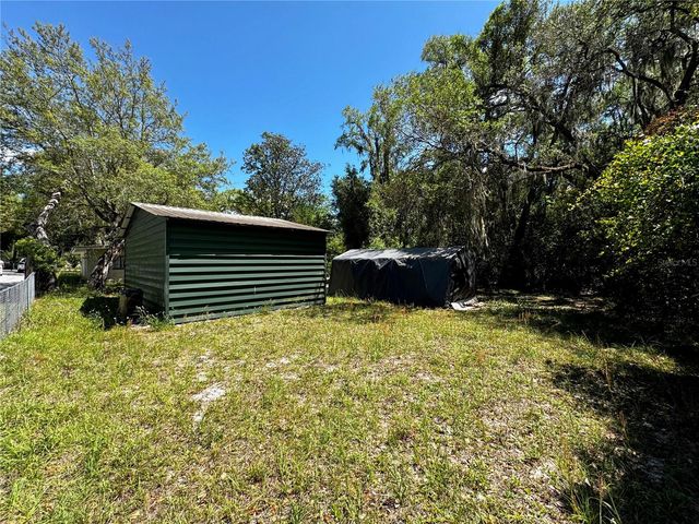 6013 IDLE A WHILE CIRCLE, Dade City, FL 33523