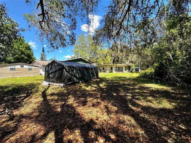 6013 IDLE A WHILE CIRCLE, Dade City, FL 33523