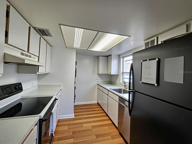 626 FAIRWAYS CIRCLE A, Ocala, FL 34472