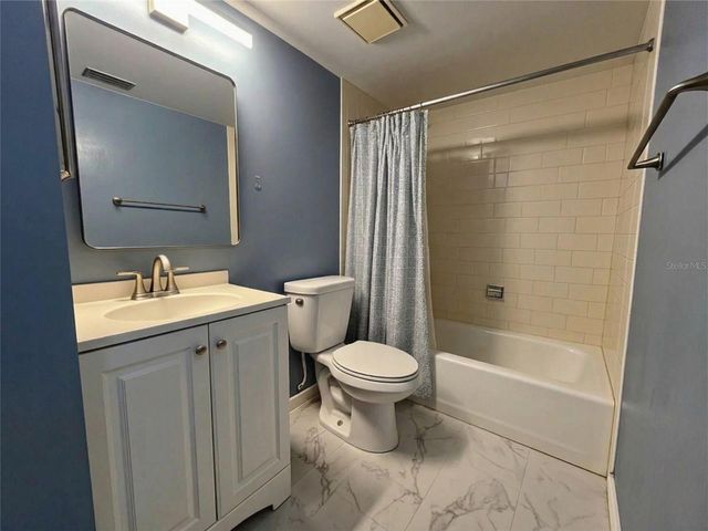 626 FAIRWAYS CIRCLE A, Ocala, FL 34472