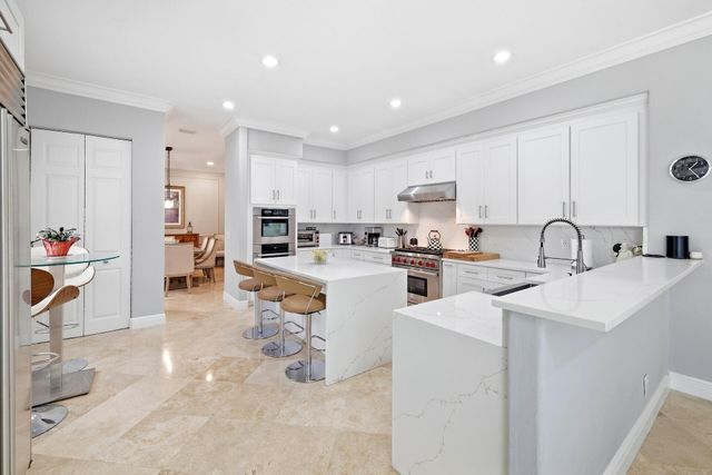 1261 BEACON Circle, Wellington, FL 33414