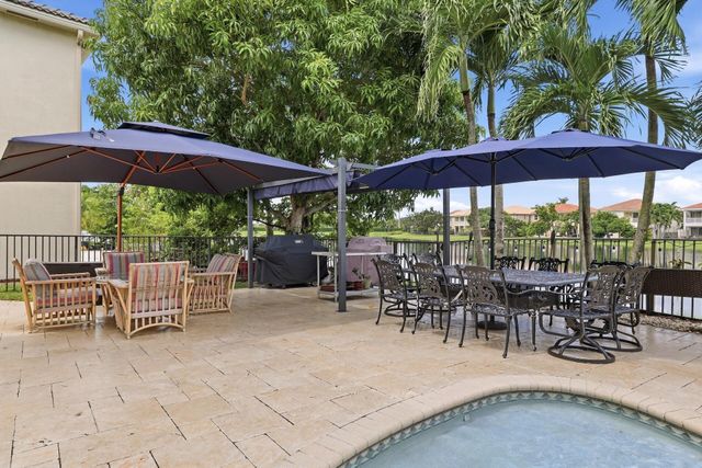 1261 BEACON Circle, Wellington, FL 33414