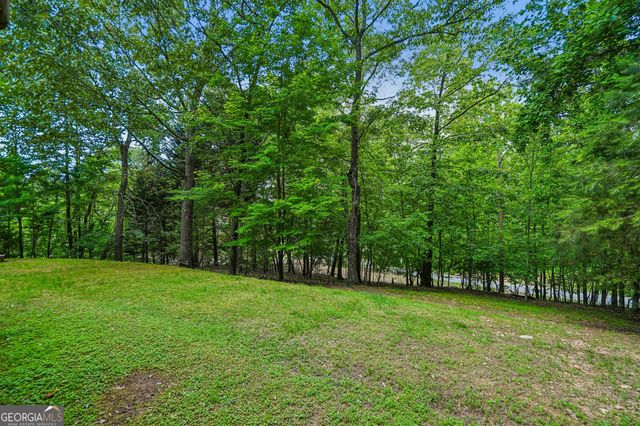 9395 Edgewater Drive, Gainesville, GA 30506