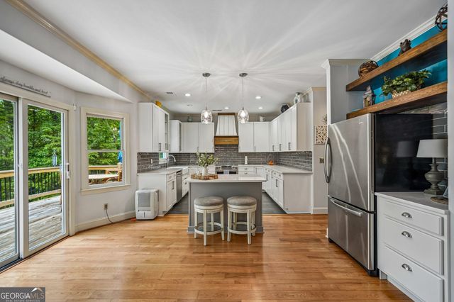 9395 Edgewater Drive, Gainesville, GA 30506