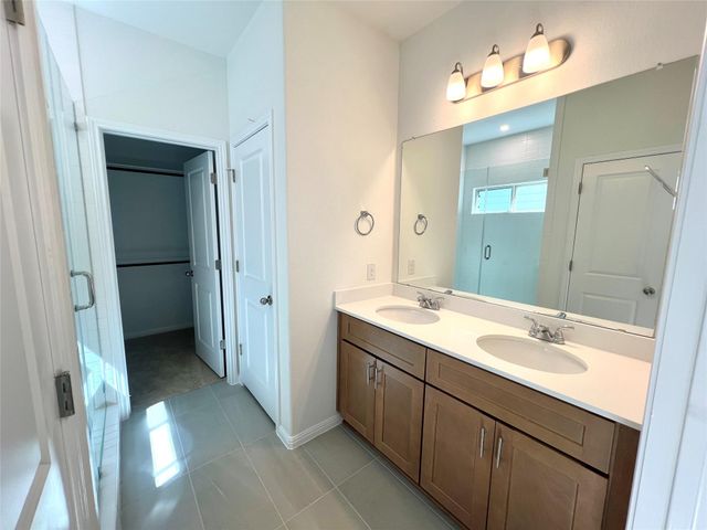338 Dogvane CIR, Kyle, TX 78640