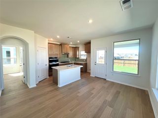 338 Dogvane CIR, Kyle, TX 78640