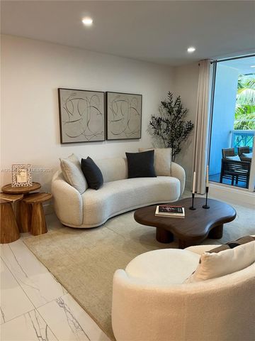 2301 Collins Avenue 326, Miami Beach, FL 33139