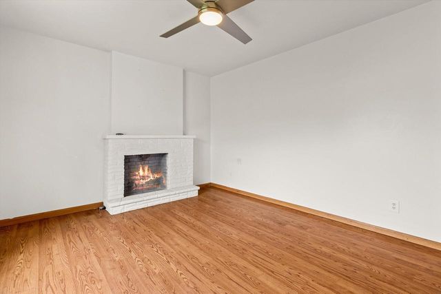 2286 Wood DRIVE, Beloit, WI 53511