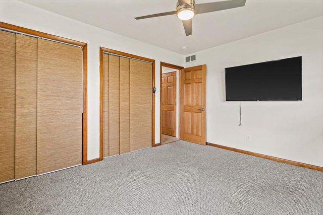 2286 Wood DRIVE, Beloit, WI 53511