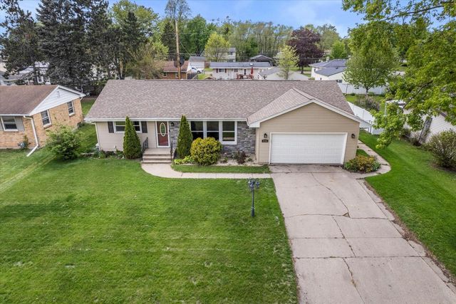 2286 Wood DRIVE, Beloit, WI 53511