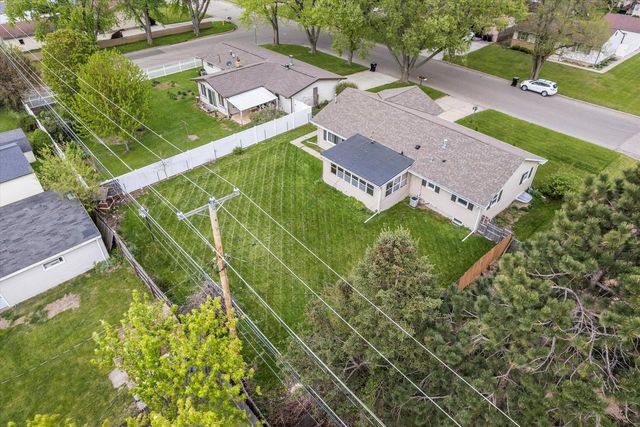 2286 Wood DRIVE, Beloit, WI 53511