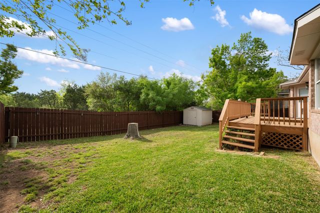 8008 Tonkinese DR, Round Rock, TX 78681