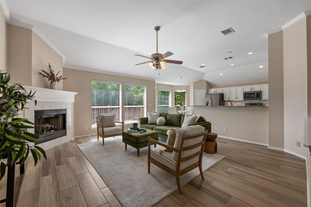 8008 Tonkinese DR, Round Rock, TX 78681