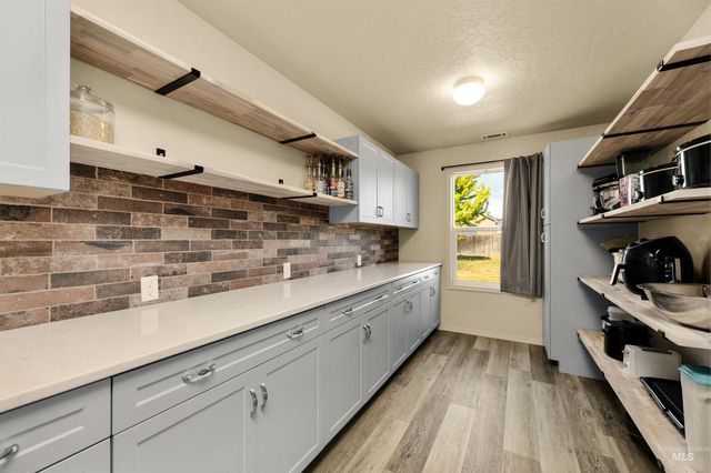 6999 S Acacia, Boise, ID 83709