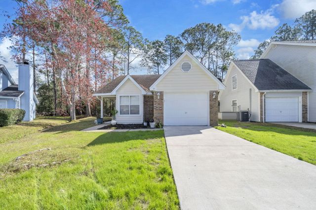 3040 Yorktown Circle, Fort Walton Beach, FL 32547