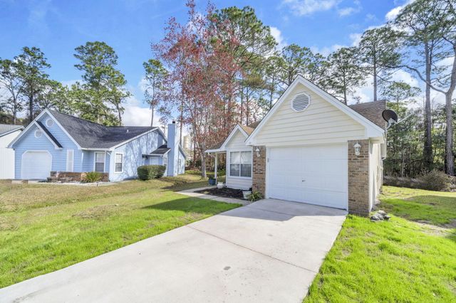 3040 Yorktown Circle, Fort Walton Beach, FL 32547