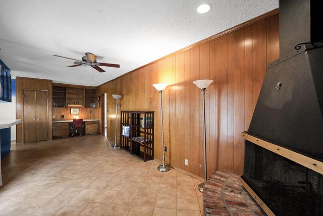1320 Holly Dr, Tracy, CA 95376