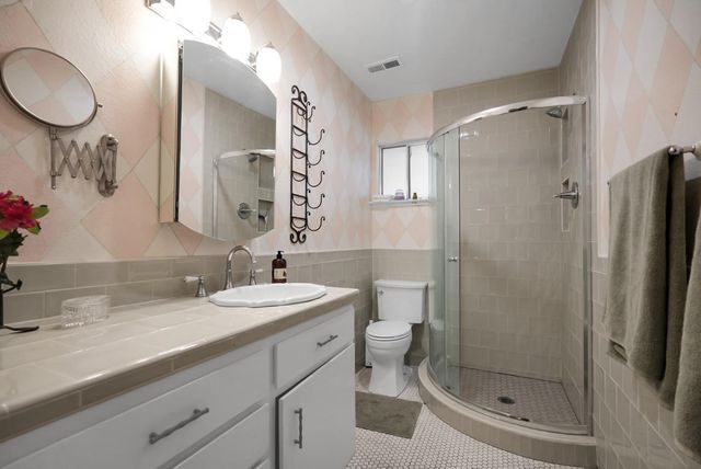 1320 Holly Dr, Tracy, CA 95376