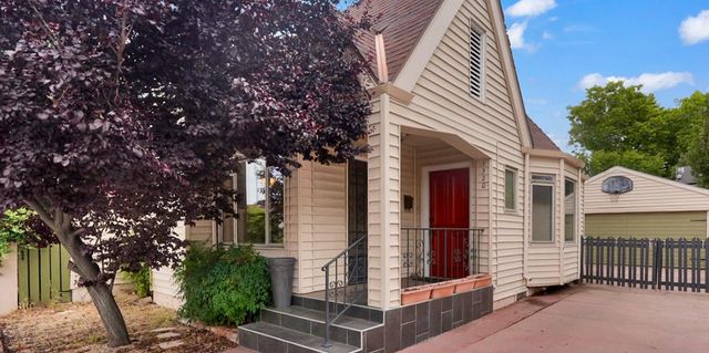 1320 Holly Dr, Tracy, CA 95376