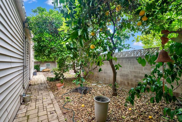 1320 Holly Dr, Tracy, CA 95376