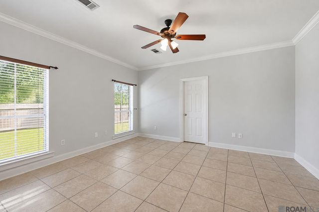 39359 Meadowbrook Ave, Prairieville, LA 70769