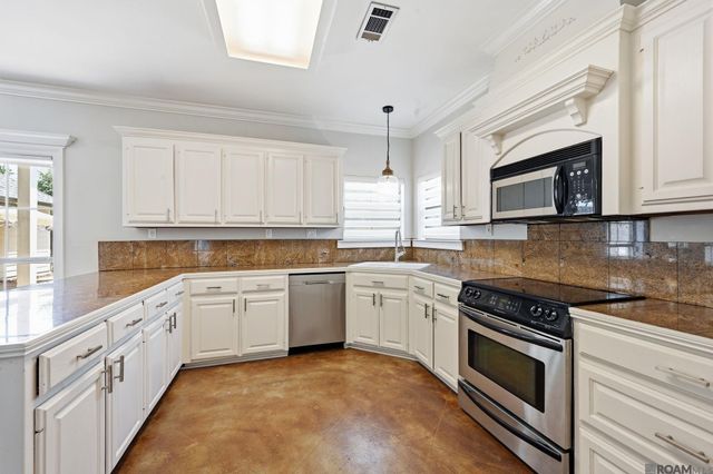 39359 Meadowbrook Ave, Prairieville, LA 70769