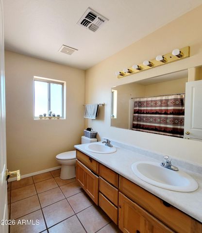 5665 N VICKI LN --, Rimrock, AZ 86335