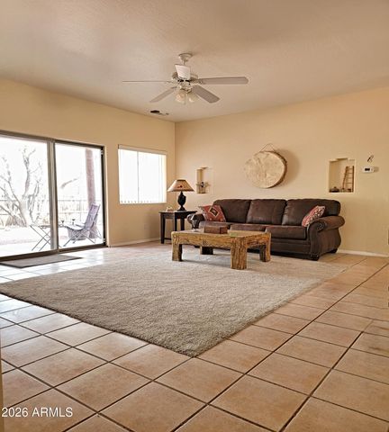 5665 N VICKI LN --, Rimrock, AZ 86335