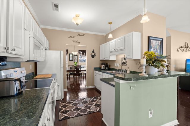 620 St Ives Lane, Goose Creek, SC 29445