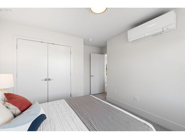 7204 Se STEELE St, Portland, OR 97206