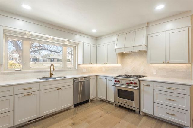 2717 S Berry Road, Norman, OK 73072