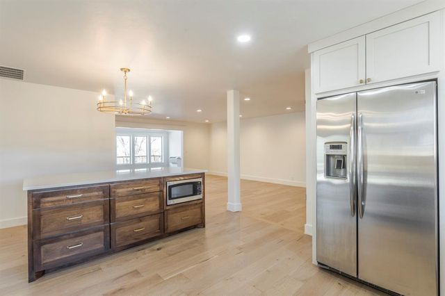 2717 S Berry Road, Norman, OK 73072