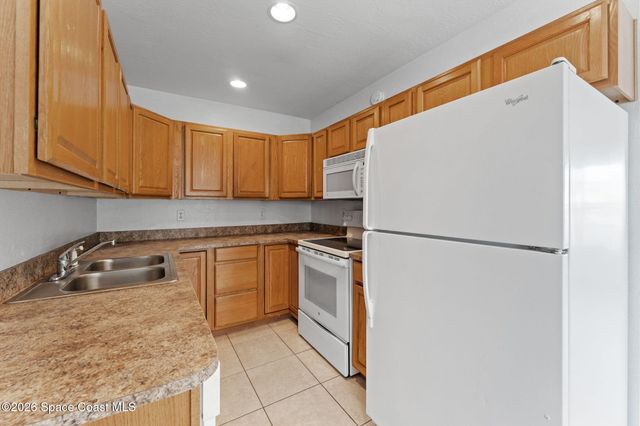 405 Lakeview Avenue, Titusville, FL 32796