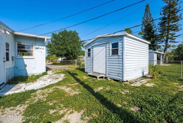 405 Lakeview Avenue, Titusville, FL 32796