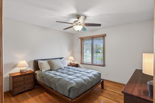 9904 107th Place N, Maple Grove, MN 55369