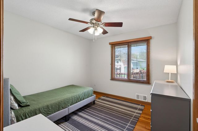 9904 107th Place N, Maple Grove, MN 55369